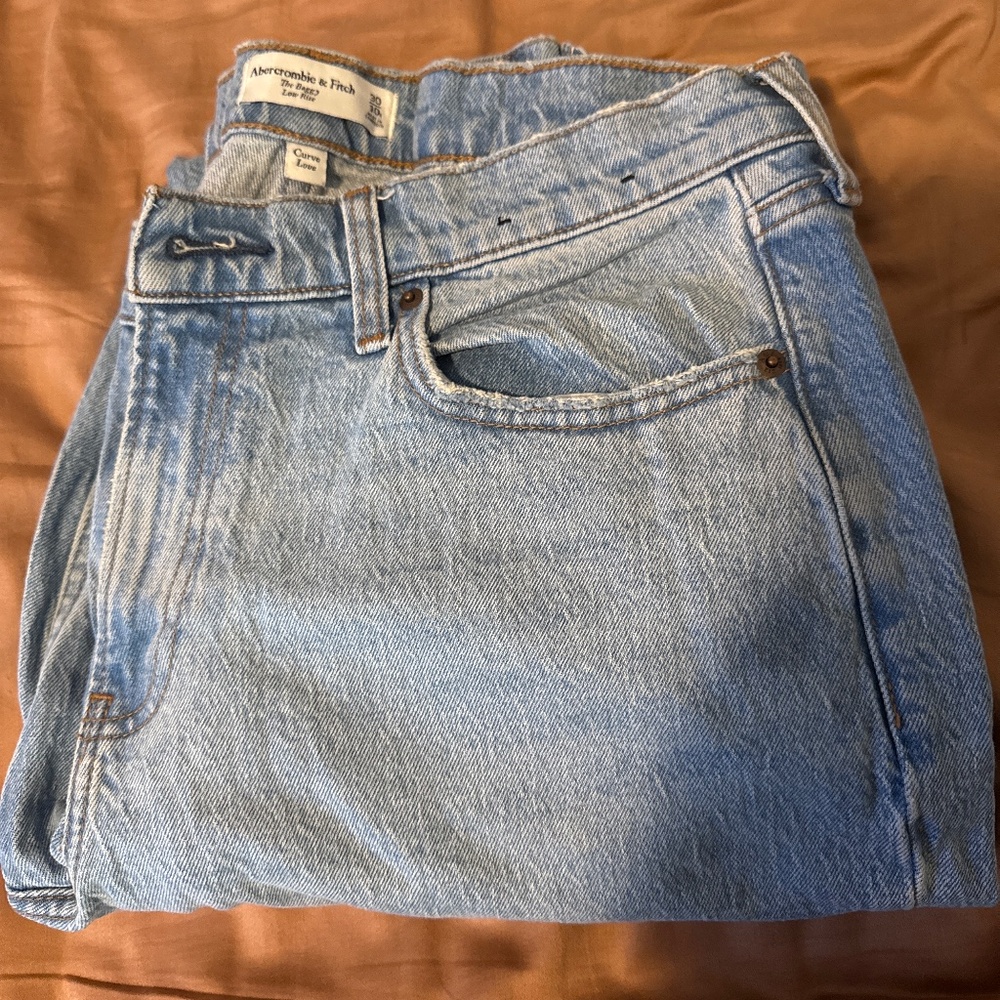 Abercrombie & Fitch cuff baggy jeans